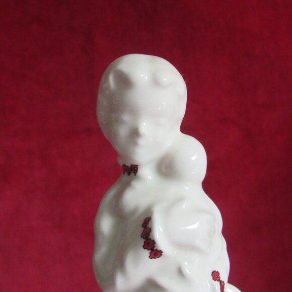 Mother and Child, Ukrainian, Porcelain/Ceramic Ornament, Doll, Vintage - Picture 6 of 8